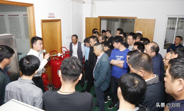 安庆供电公司变电运维人员消防培训班在安庆清大东方消防学校举行